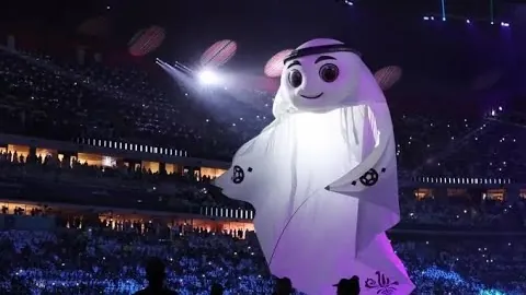 08月12日首发！安踏×巴黎世家联名老爹鞋款曝光