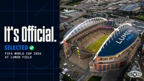 “跳马赛场惊魂一幕：选手意外被器材弹射，险成‘人体炮弹’”